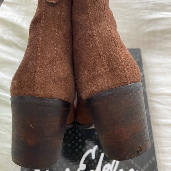 Sam EDELMAN- brown suede booties - Picture 2 of 7